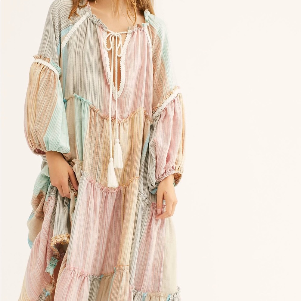 ISO Angie Smith x Free People In the moment dress